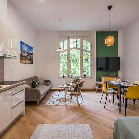 Stafetahaz Apartmanok Vac Ngoại thất bức ảnh