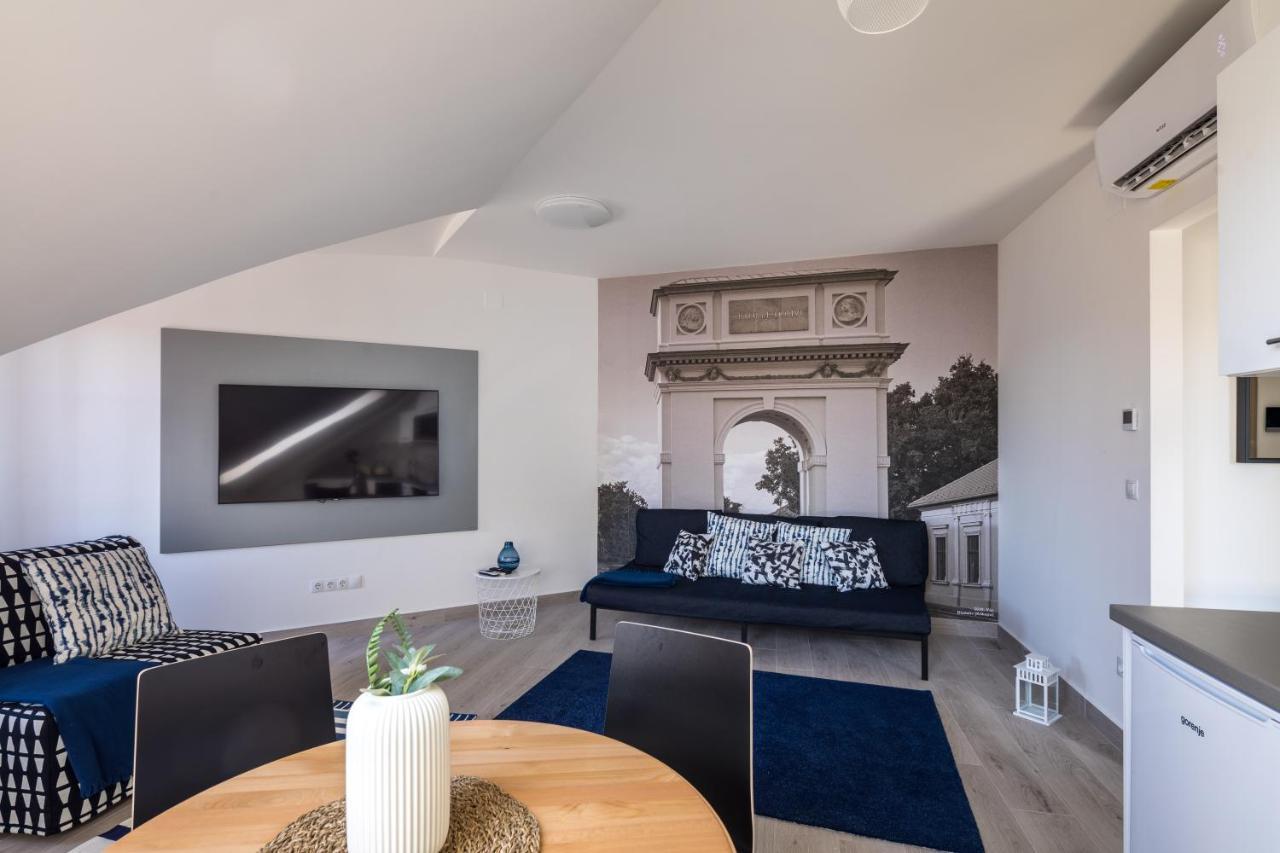 Stafetahaz Apartmanok Vac Ngoại thất bức ảnh