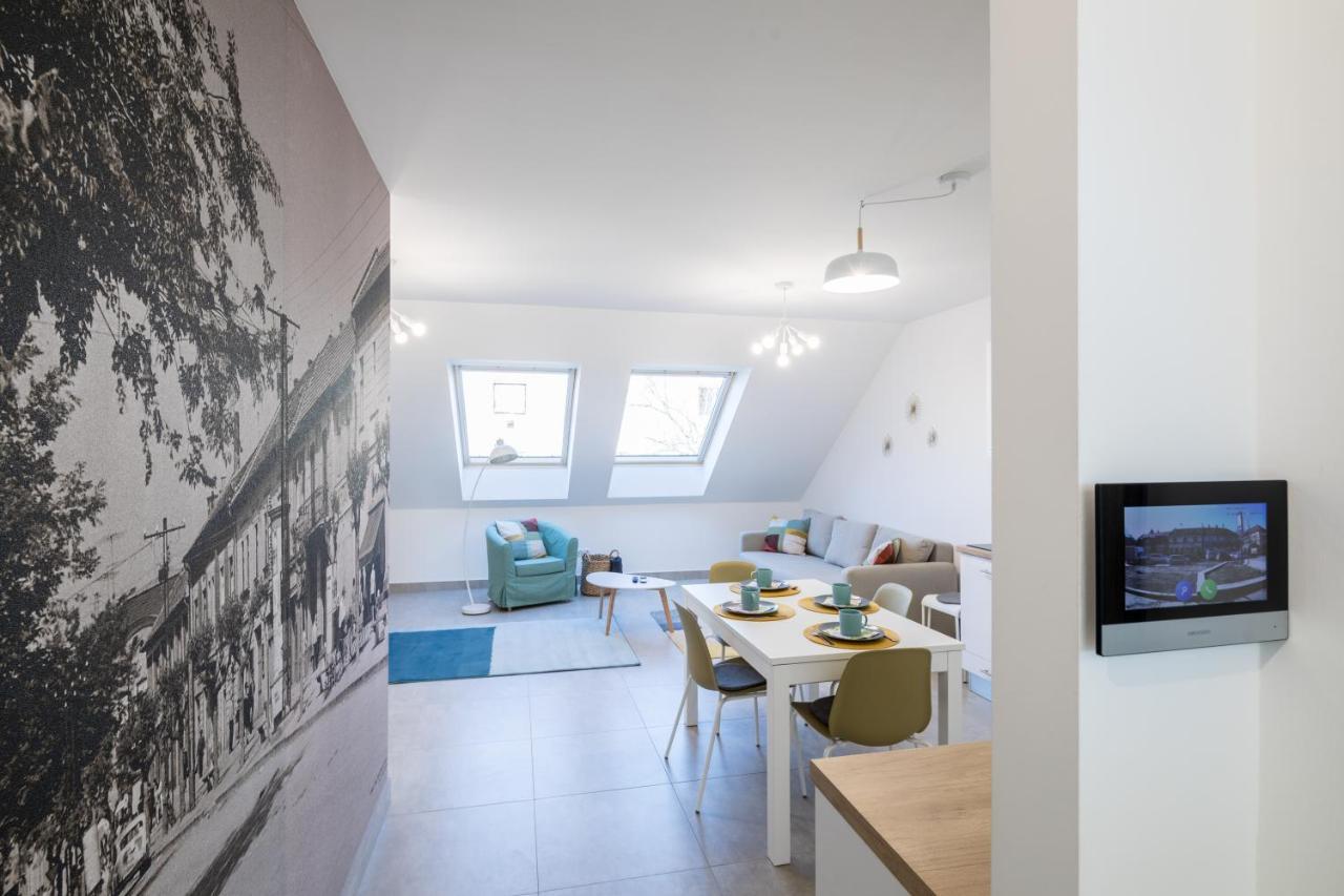 Stafetahaz Apartmanok Vac Ngoại thất bức ảnh