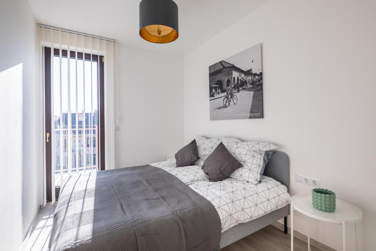 Stafetahaz Apartmanok Vac Ngoại thất bức ảnh
