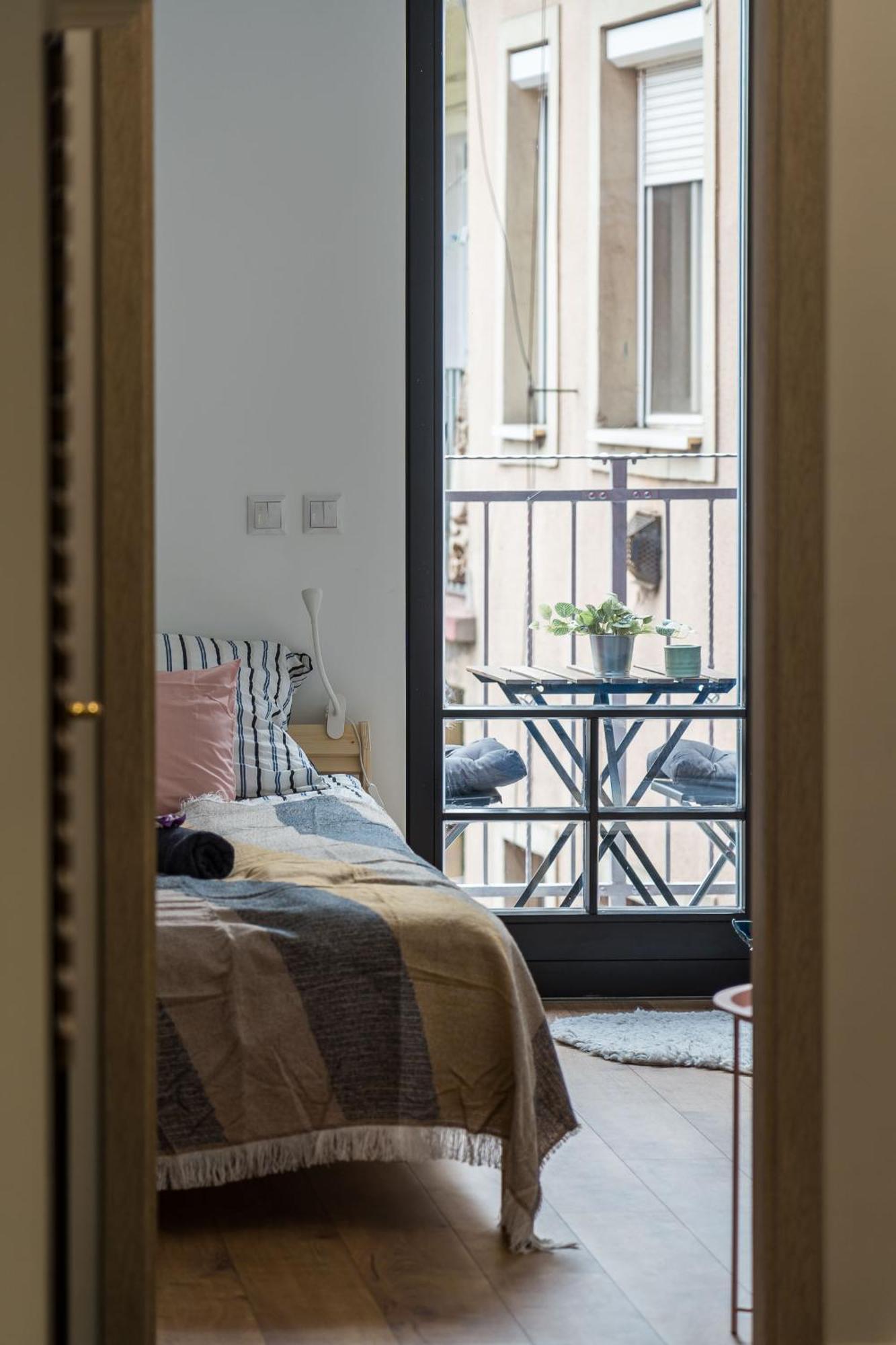 Stafetahaz Apartmanok Vac Ngoại thất bức ảnh