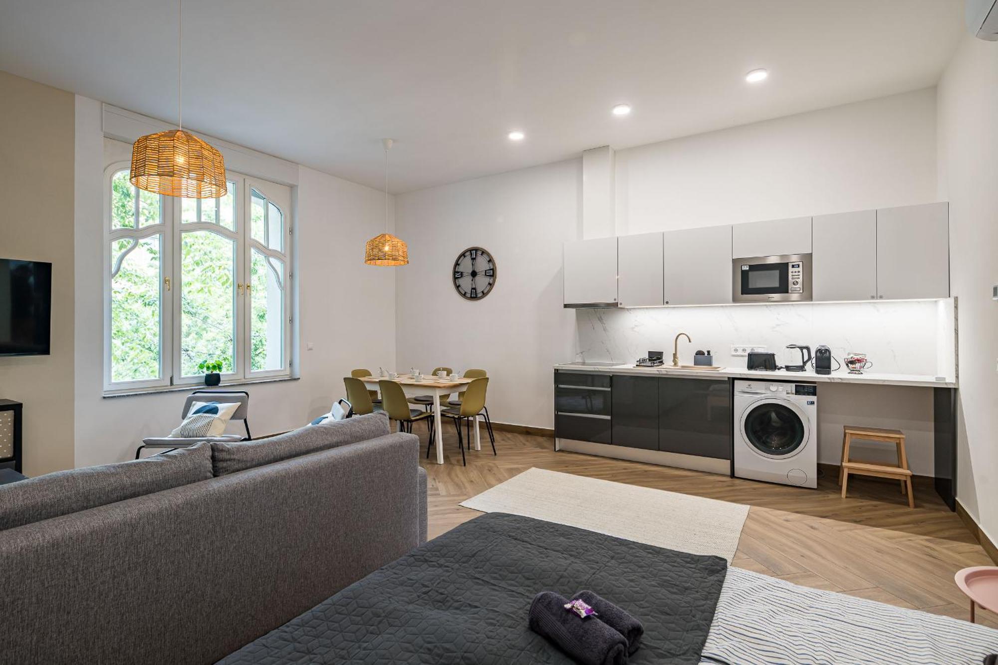 Stafetahaz Apartmanok Vac Ngoại thất bức ảnh