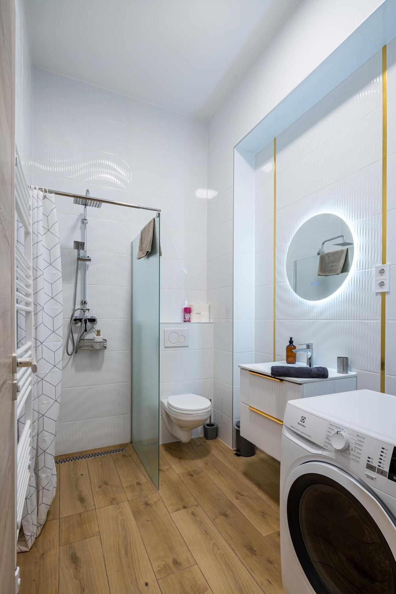 Stafetahaz Apartmanok Vac Ngoại thất bức ảnh