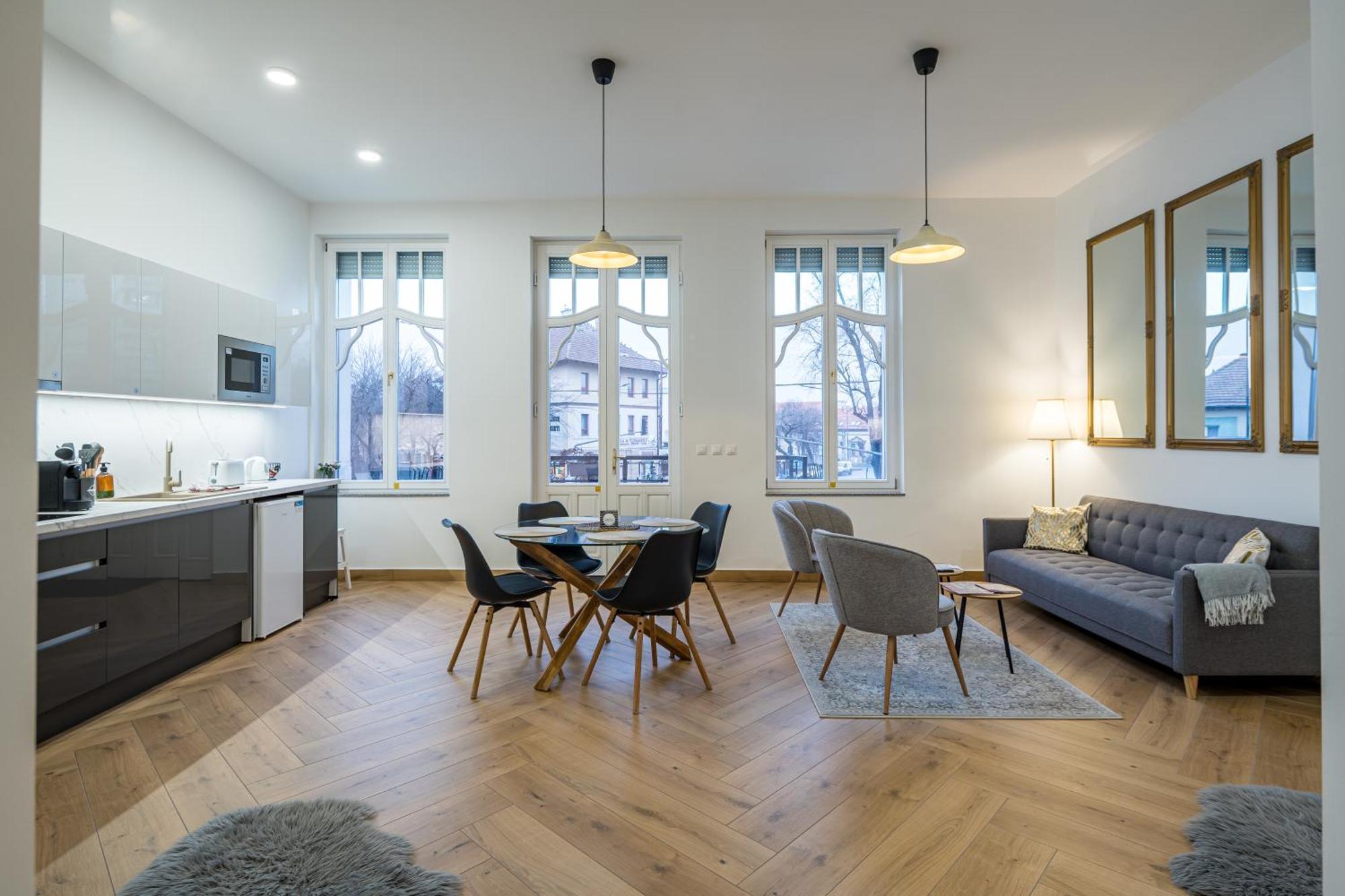 Stafetahaz Apartmanok Vac Ngoại thất bức ảnh