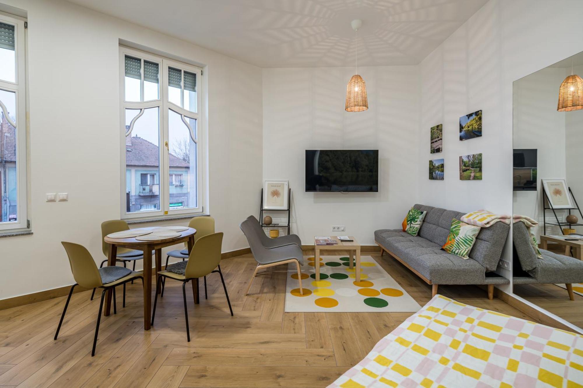 Stafetahaz Apartmanok Vac Ngoại thất bức ảnh