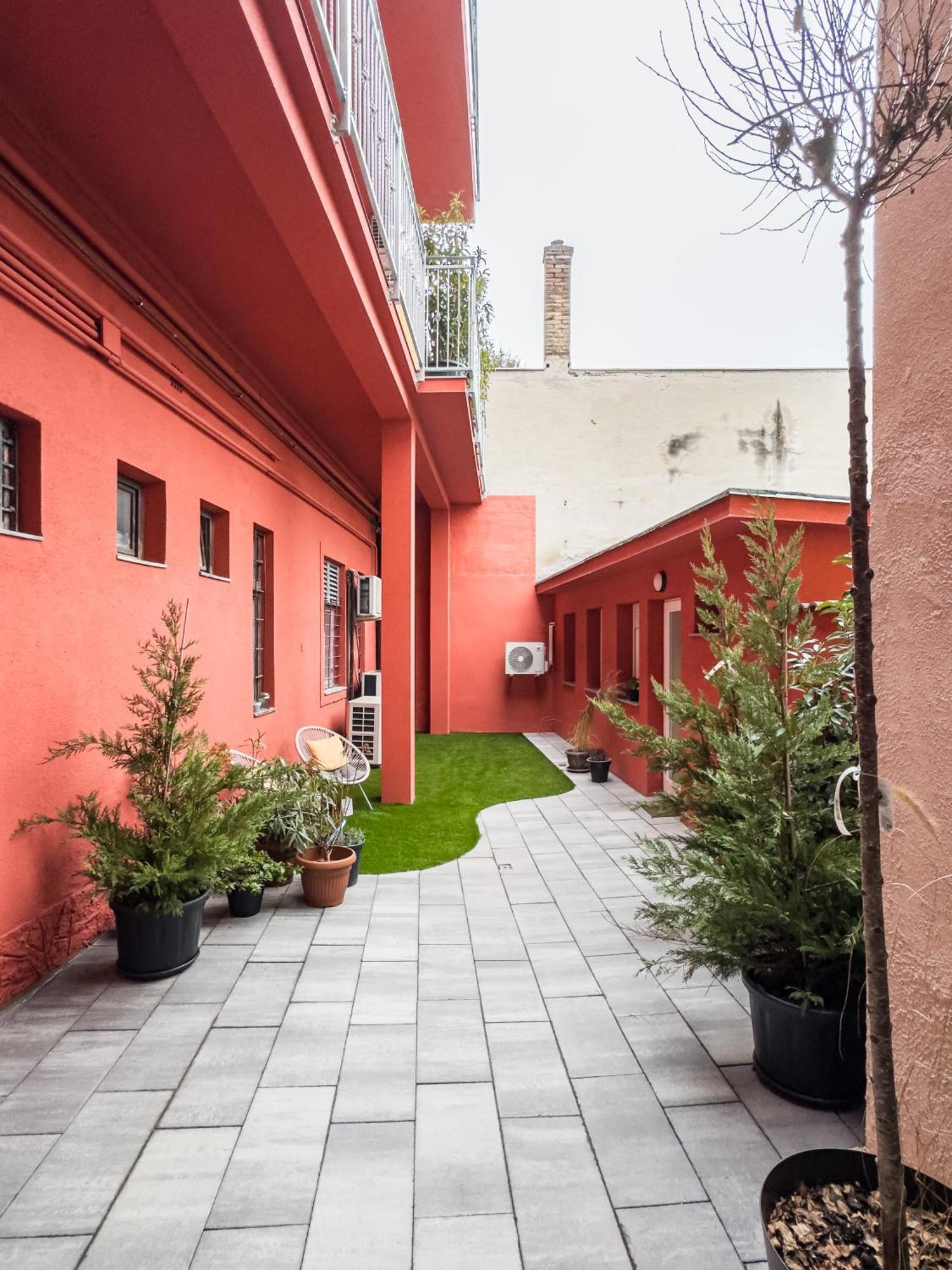 Stafetahaz Apartmanok Vac Ngoại thất bức ảnh